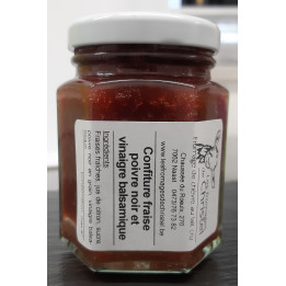 Confiture fraise, poivre noir et balsamique