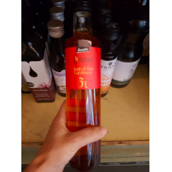 Vinaigre de vin lambrusco...