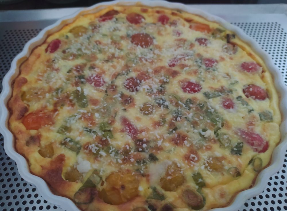 Clafoutis de tomates cerises et chèvre frais