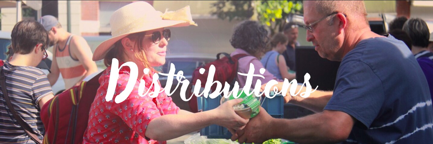Les distributions La Vivrière sur la Place Saint-Denis